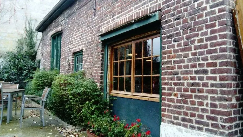 restaurant-2